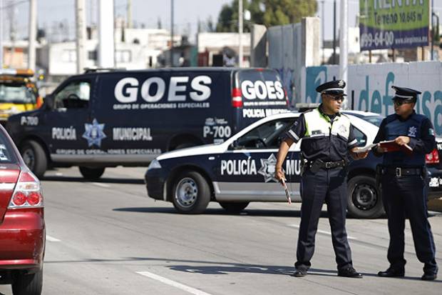 Arrestan a hijo del director de Tránsito de Puebla por portación de arma