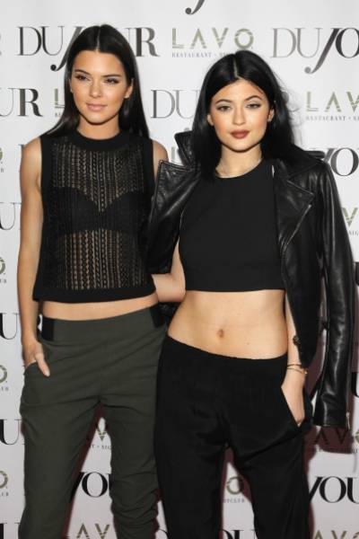 VIDEO: Kylie Jenner y Cara Delevingne, juntas en sensual baile