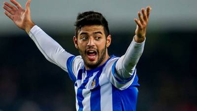 Carlos Vela sufre lesión en la rodilla, estaría inactivo cuatro meses