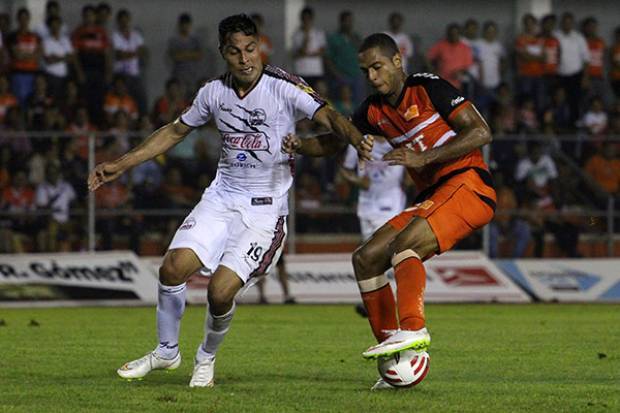 Lobos BUAP goleó 5-1 a Correcaminos en el Ascenso MX