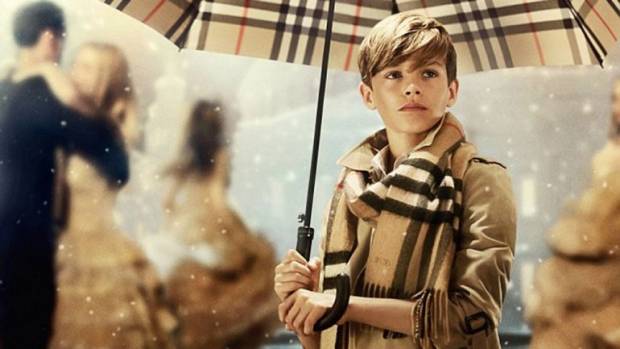 Romeo, hijo de David Beckham y Victoria Adams, nuevo modelo de Burberry