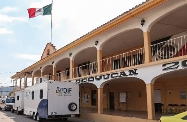 Toman alcaldía de Ocoyucan, Puebla por obras inexistentes