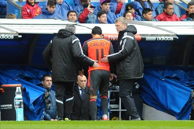 Carlos Vela fue operado de la rodilla, estará fuera dos meses