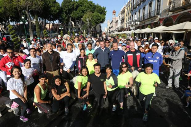 Alcalde Gali da banderazo de la carrera “Marcando Huellas”