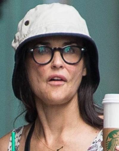 Demi Moore, exceso de bótox le derritió el rostro