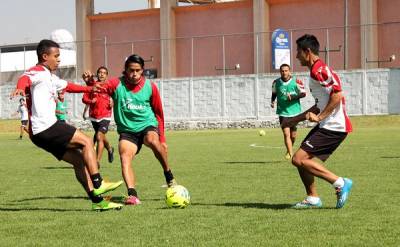 Lobos BUAP quiere debutar en CU con victoria ante Celaya