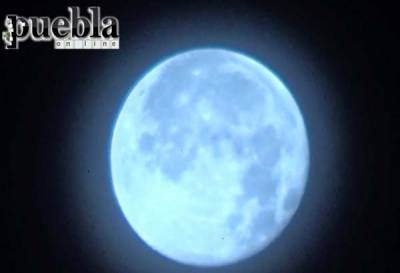 Luna Azul 2015 vista desde Puebla