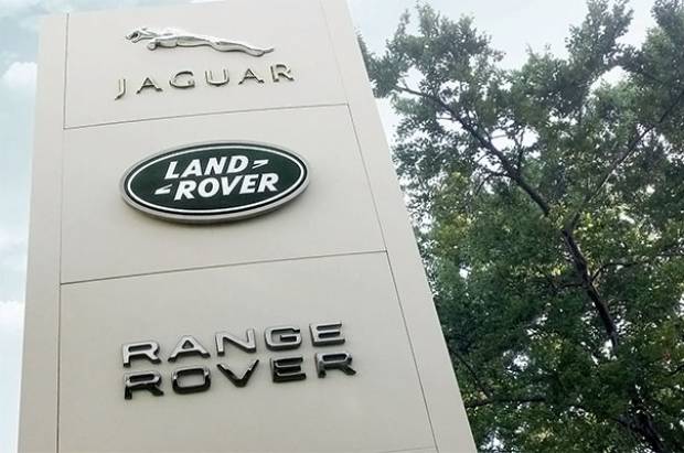 Jaguar Land Rover podría construir planta en San José Chiapa: Canacintra