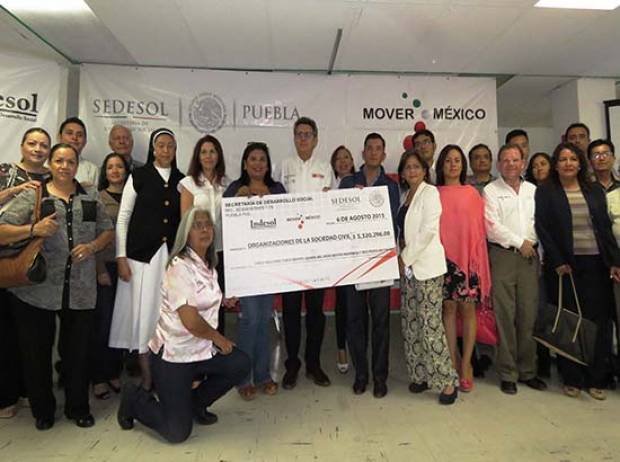 Sedesol Puebla entrega 5 mdp a 21 organizaciones de la sociedad civil