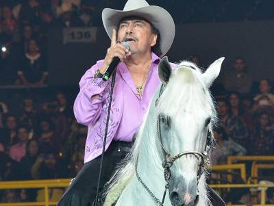 Joan Sebastian: Lanzan primer CD póstumo, Voy Pa&#039;l Pueblo es el primer sencillo