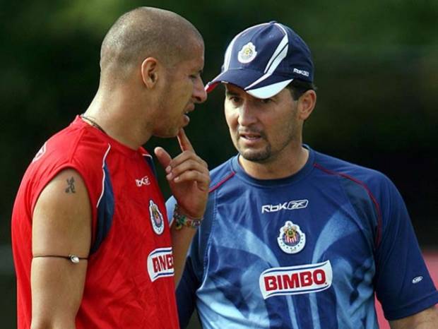 Chepo de la Torre sí contempla a Bofo Bautista en Chivas