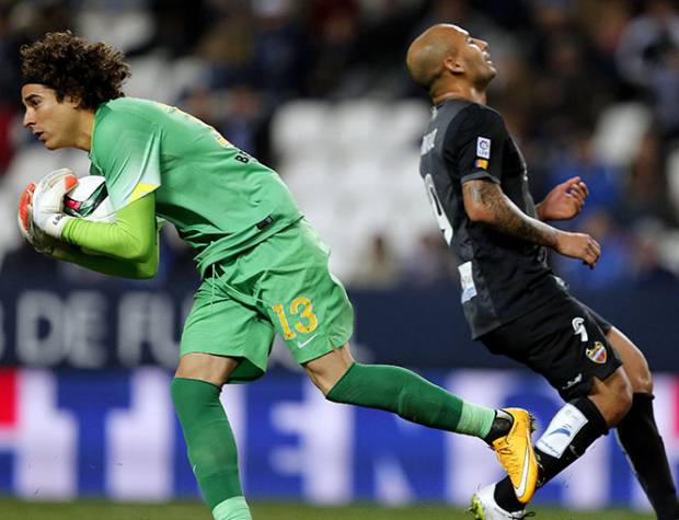 Memo Ochoa, con participación destacada en Copa del Rey con el Málaga