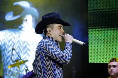 El Bebeto logra lleno total en foro artístico de la Feria de Puebla