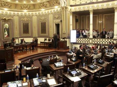 Diputados analizan entregar servicios municipales al Ejecutivo de Puebla