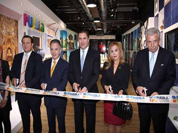 RMV inaugura el stand de Puebla en la Expo Milán 2015