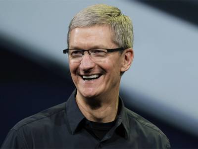 Tim Cook, director general de Apple, reveló su homosexualidad