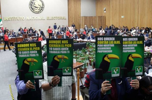 Otra multa al Partido Verde por recusos ilegales en spots