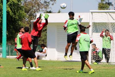 Lobos BUAP mantiene entrenamientos de cara al cierre del Ascenso MX