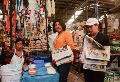 Equilibrio de poderes, ofrece Roxana Luna en visita a Texmelucan