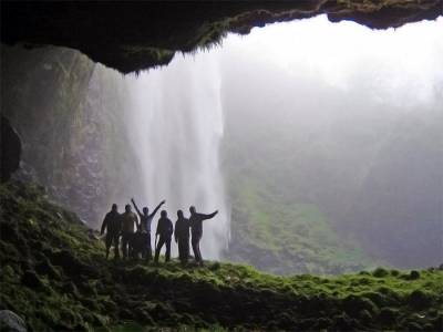 Cascada de Puxtla: Agua y cielo en la Sierra de Puebla