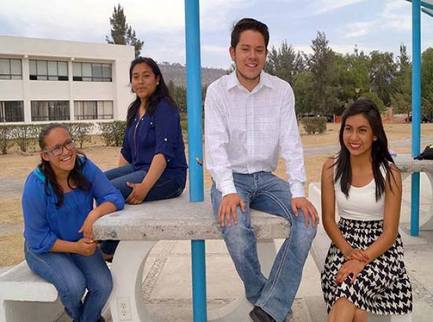 Alumnos de la BUAP ganan Premio Nacional de la Juventud 2016