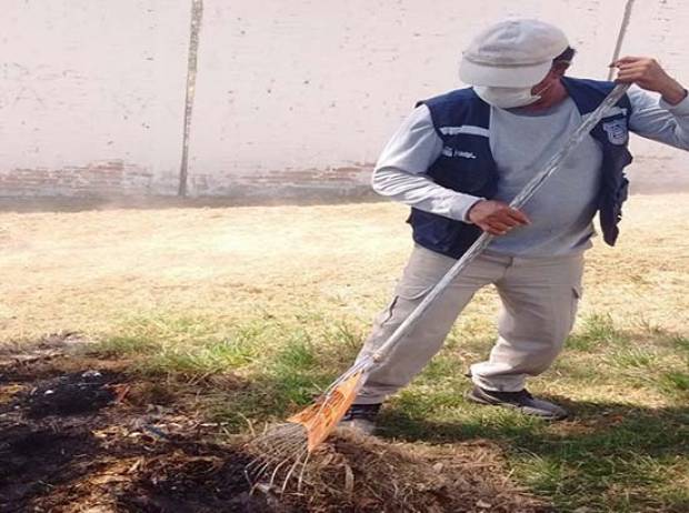 Ayuntamiento de Puebla realiza jornada de mantenimiento en Azumiatla