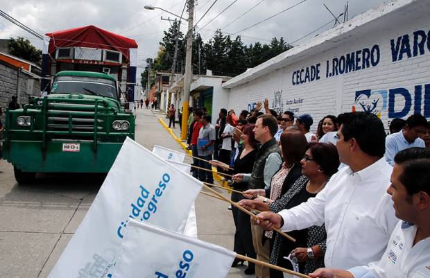 Ayuntamiento de Puebla envía cargamento con ayuda a la Sierra Norte