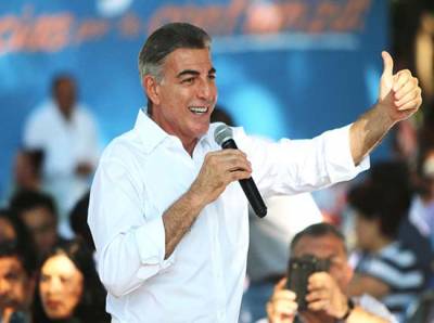 Tony Gali anuncia equipo de médicos de 24 horas para comunidades más pobres