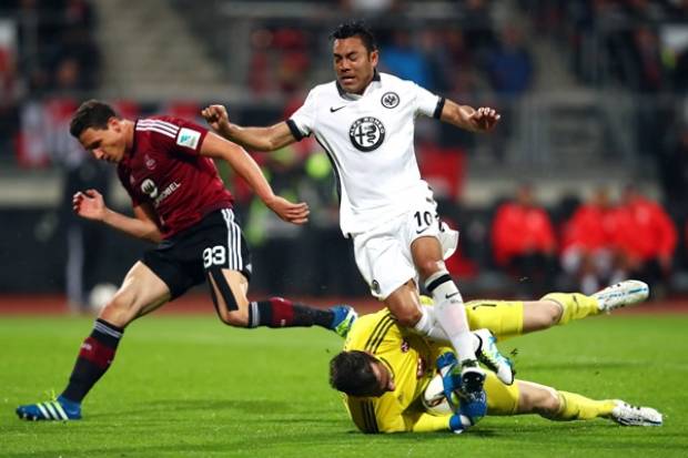 Marco Fabián y Eintracht Frankfurt consiguieron permanencia en Alemania