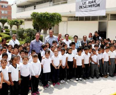 RMV recorrió espacios educativos en San Bartolo y Agua Santa