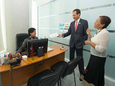 Rector de la BUAP supervisa la Dirección de Acompañamiento Universitario