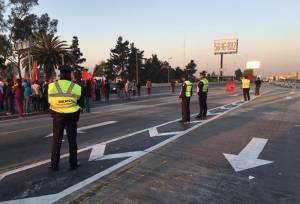 Cierres parciales en la autopista México-Puebla por transportistas