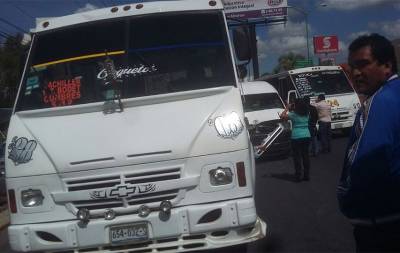 Choque entre unidades del transporte deja 17 lesionados en bulevar Forjadores