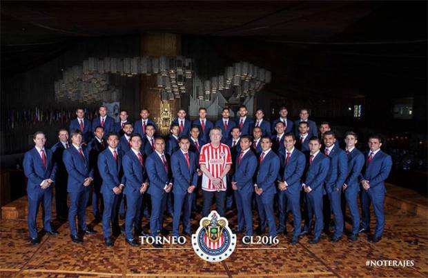 Chivas presentó foto oficial tomada en la Basílica de Guadalupe