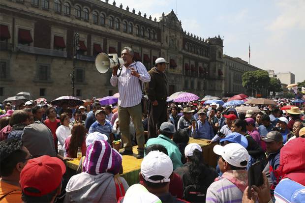 CNTE amaga con boicotear clausura de la Guelaguetza