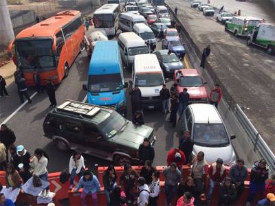 Reabren la autopista México-Puebla tras seis horas de cierre total