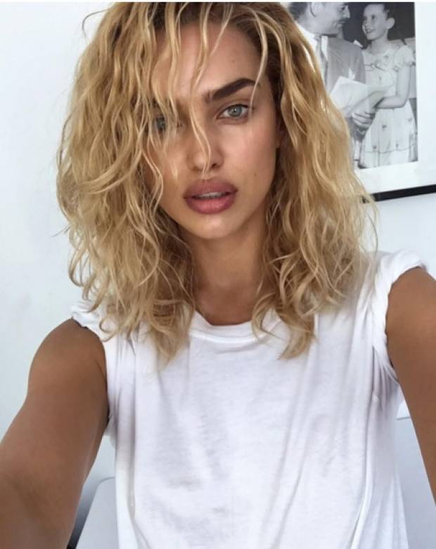 Irina Shayk presenta nuevo look en Instagram