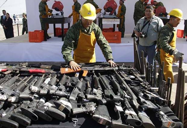 Sedena destruye 819 armas de fuego en Puebla