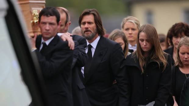 Jim Carrey se despidió de su novia en Twitter tras acudir a funeral