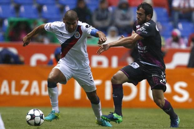 Club Puebla fue borrado por Chivas, cayó 0-2 en el Cuauhtémoc