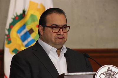 Denuncian a notarios que registraron empresas fantasma de Duarte