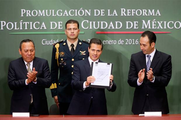 Peña Nieto promulga la reforma política de la Ciudad de México