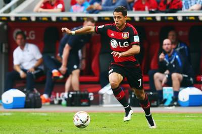 Chicharito y Leverkusen reciben a Roma en la Champions League