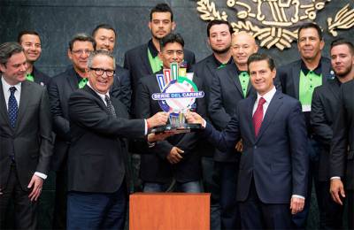 EPN recibió Venados, campeones de la Serie del Caribe