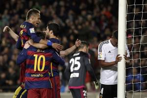 Barcelona goleó 7-0 al Valencia y apunta a la final de la Copa del Rey