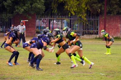 Mambas Negras ganaron 54-7 a Morrigans en la Retro Season