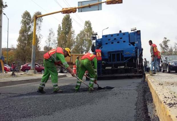 “Dragón” inicia reencarpetamiento de vialidades en Puebla