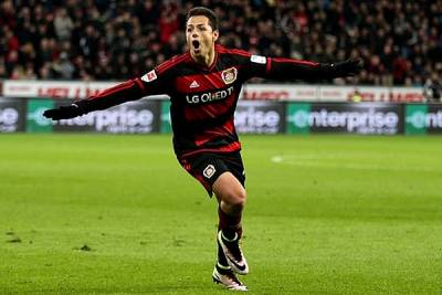 Chicharito, el más votado del 11 ideal de la Bundesliga