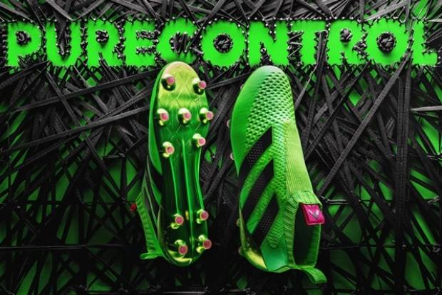 Adidas lanza los primeros zapatos de futbol sin agujetas