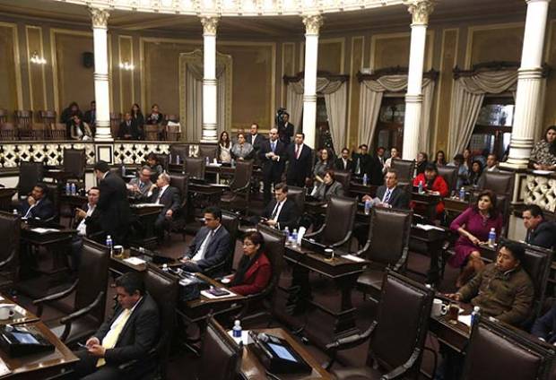 ¿Cuánto se llevaron de aguinaldo los diputados locales de Puebla?